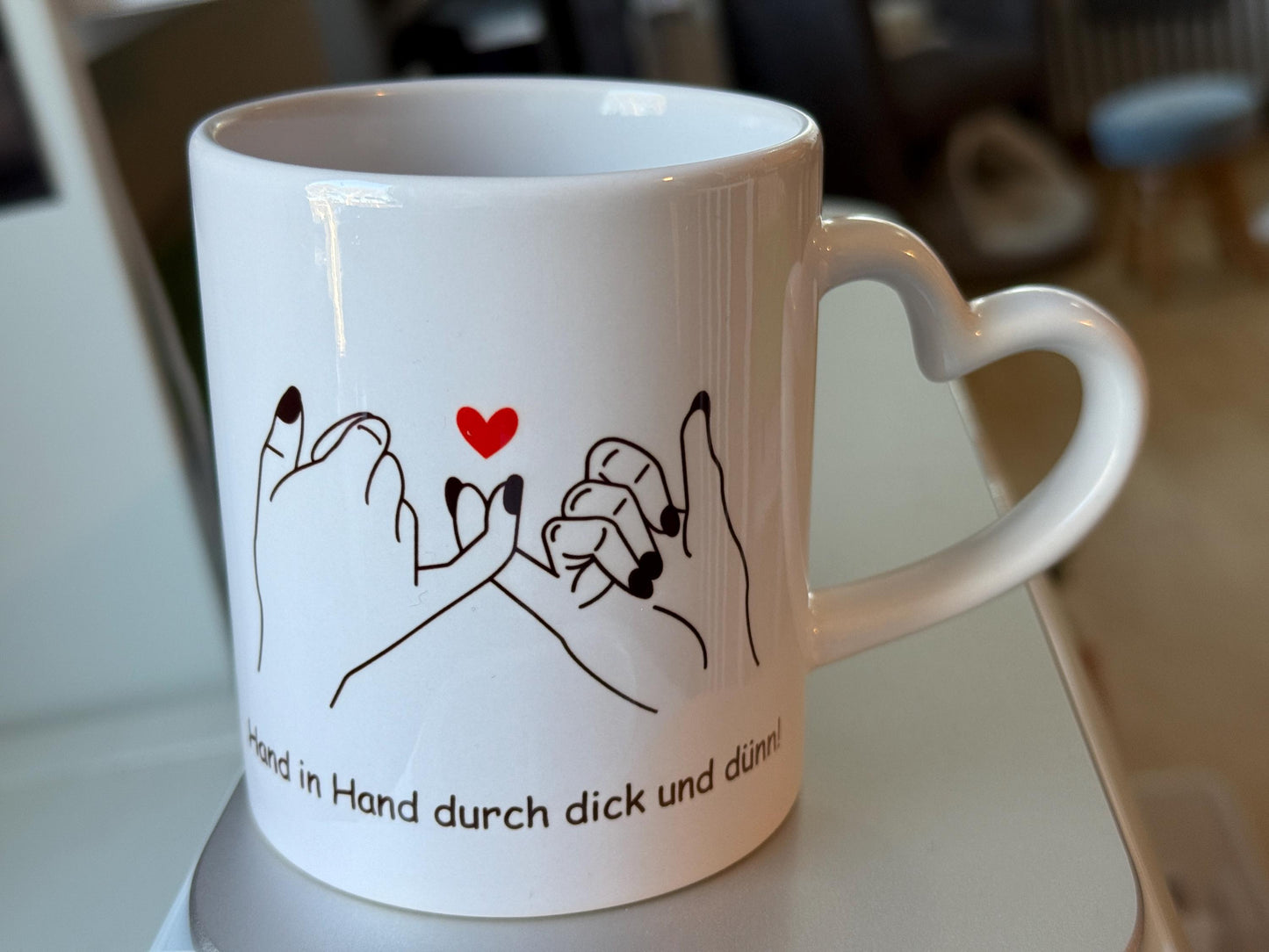 Beste Freundinnen - Hand in Hand durch dick und dünn!
